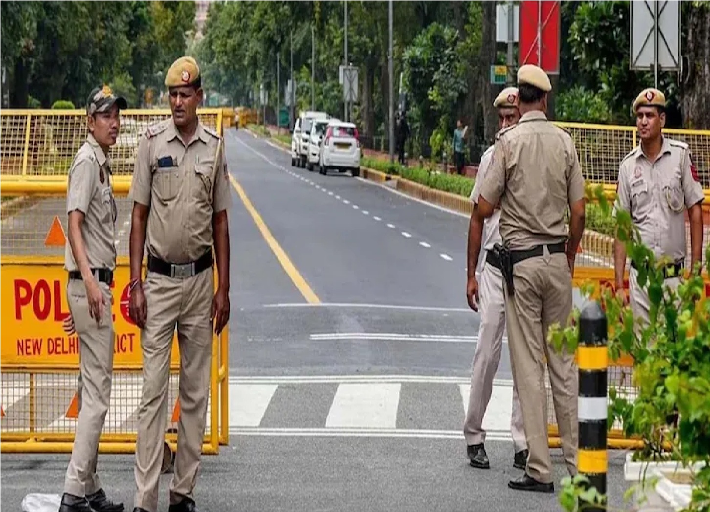 Delhi Police: हवाई अड्डे से द्वारका के अस्पताल तक यकृत पहुंचाने के लिए ग्रीन कॉरिडोर बनाया